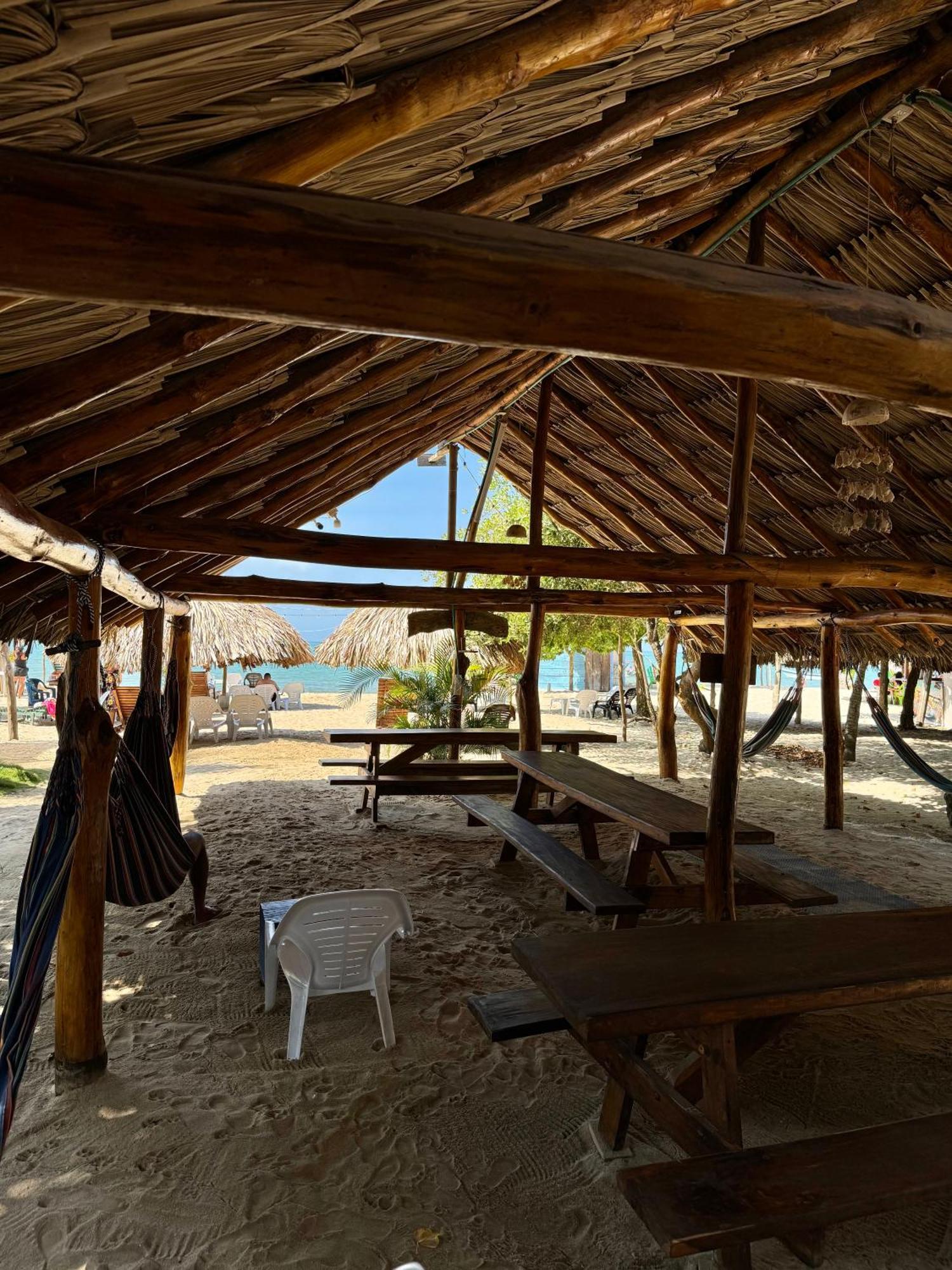 Hostel Beach House Rincón Exteriör bild
