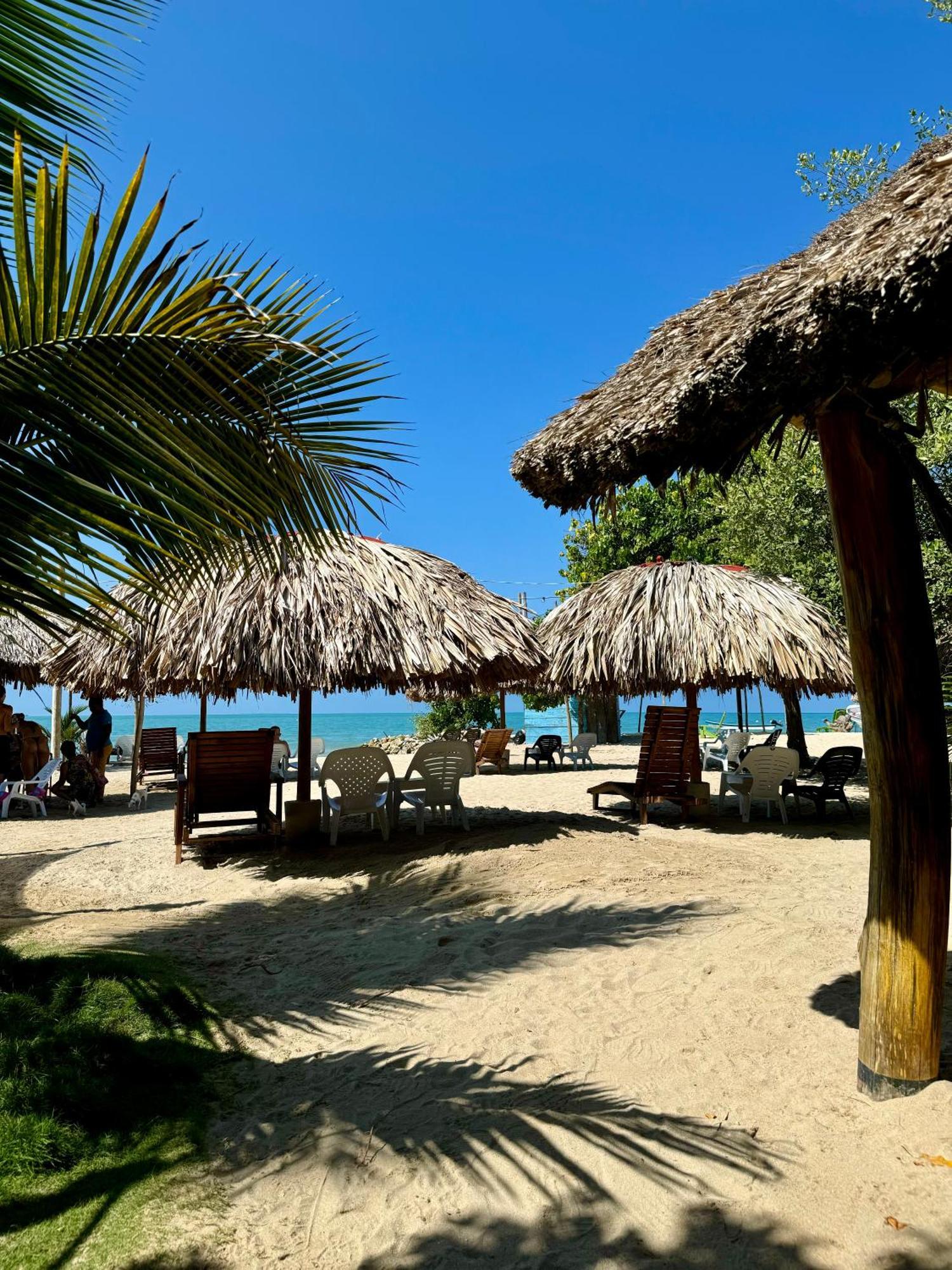 Hostel Beach House Rincón Exteriör bild
