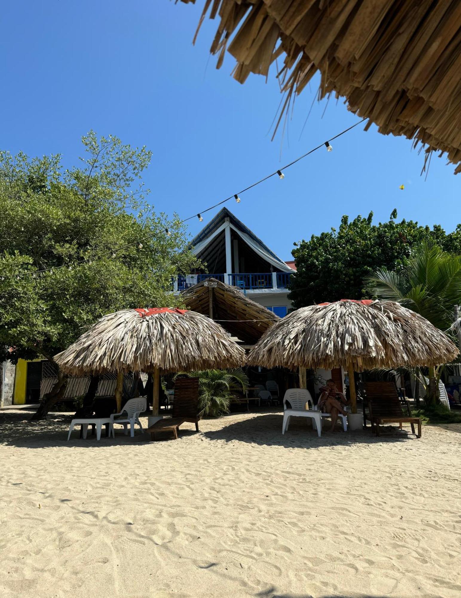Hostel Beach House Rincón Exteriör bild